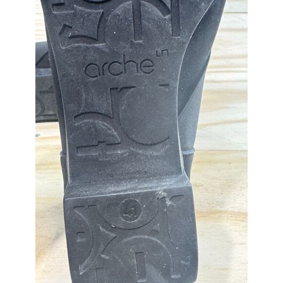 Arche suede short heel size 42 euro - Picture 5 of 7